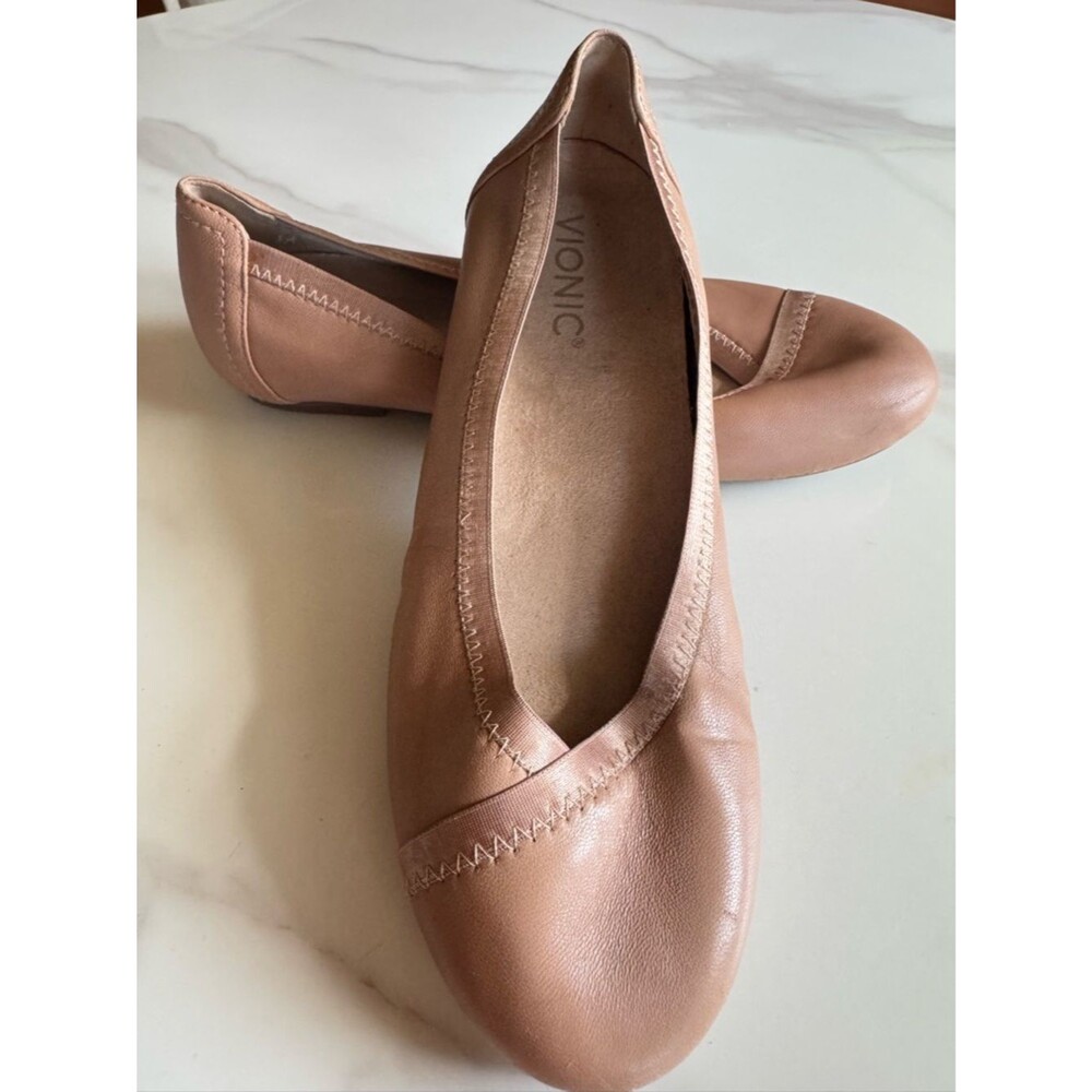 Vionic Carol Ballet Flats Leather Comfort Shoes Size 6.5